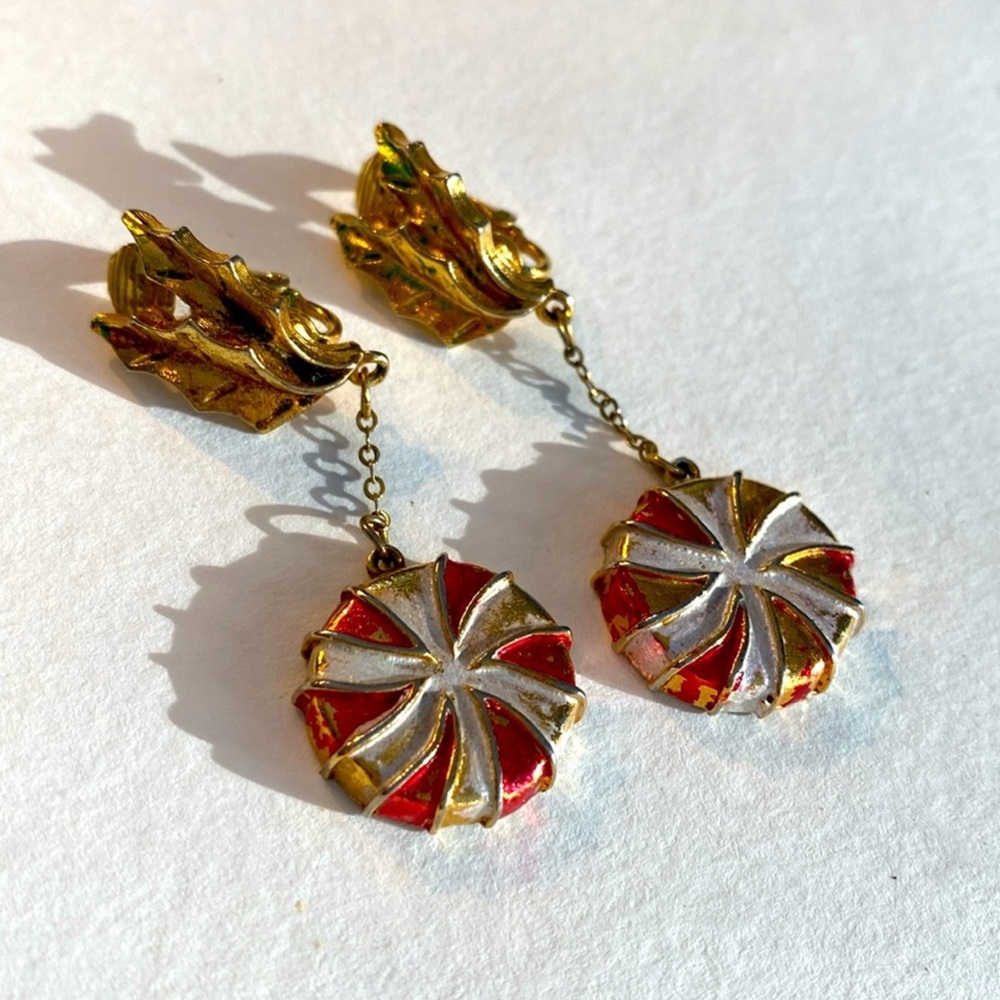 Peppermint candy 🍭 mylu clip vintage earrings
